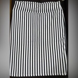 Lularoe Cassie skirt
